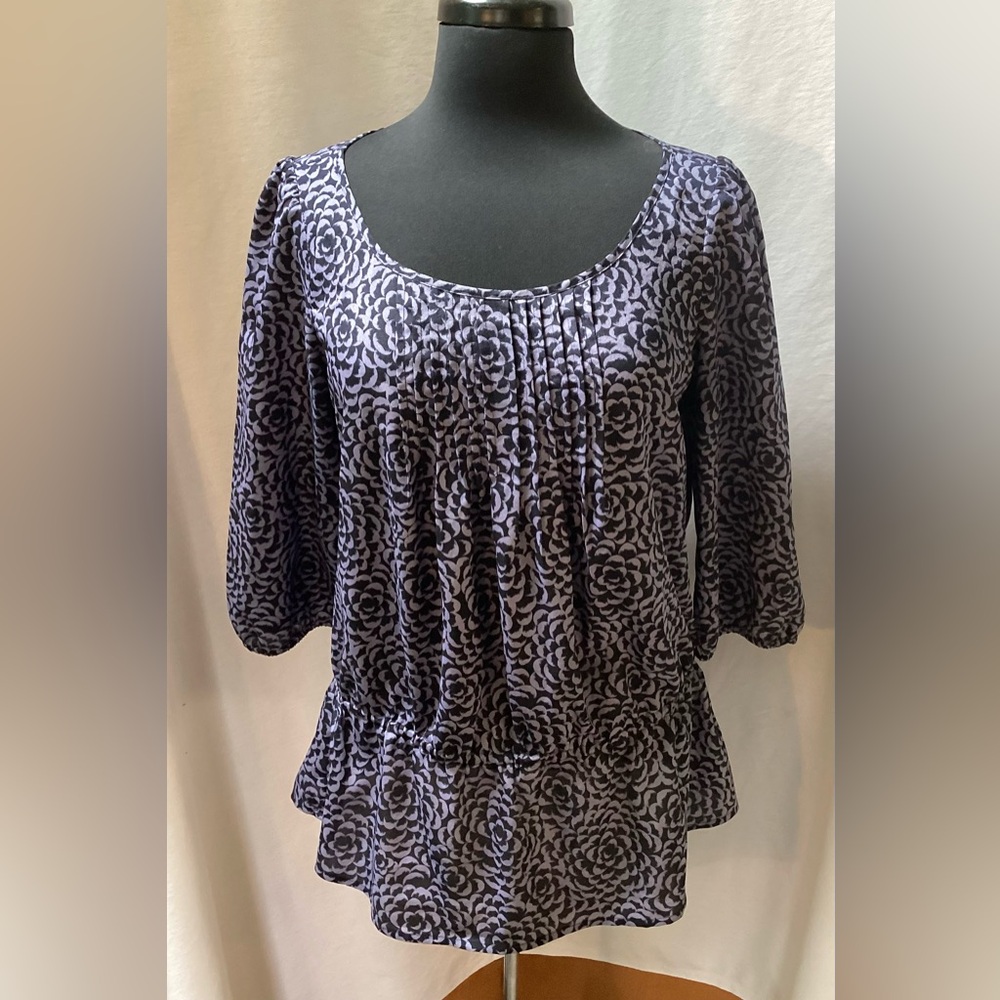 Loft Blue floral peplum top size medium